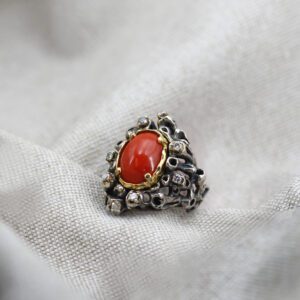 "Mars Collection" Silver ring with gold setting, Coral and Diamonds