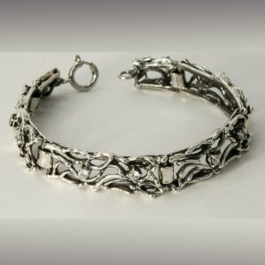 Semi-rigid silver bracelet with cubic zirconia