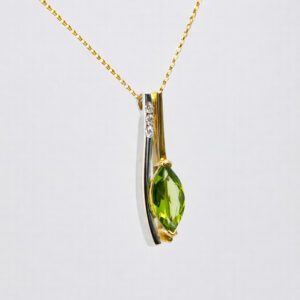 Pendant in White and Yellow Gold with Peridot and Diamonds